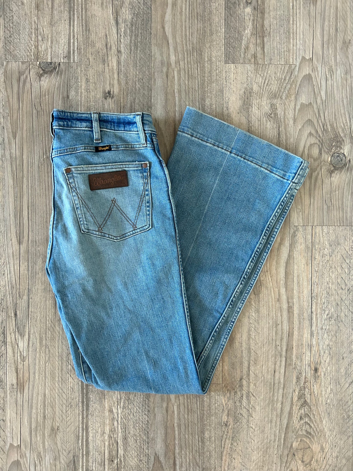 Wrangler Dixie Jeans- Light Wash